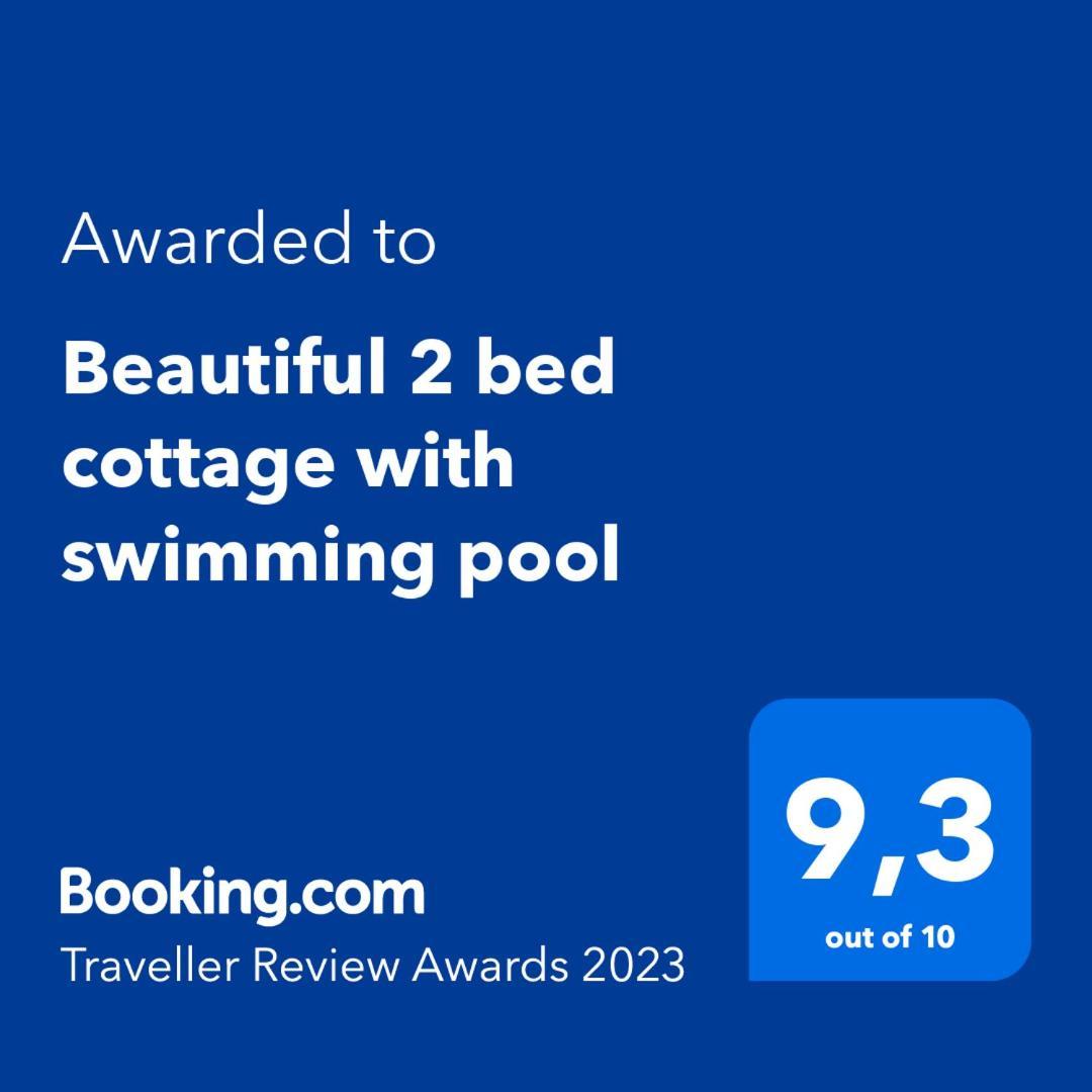 Beautiful 2 Bed Cottage With Swimming Pool Pagéas الغرفة الصورة