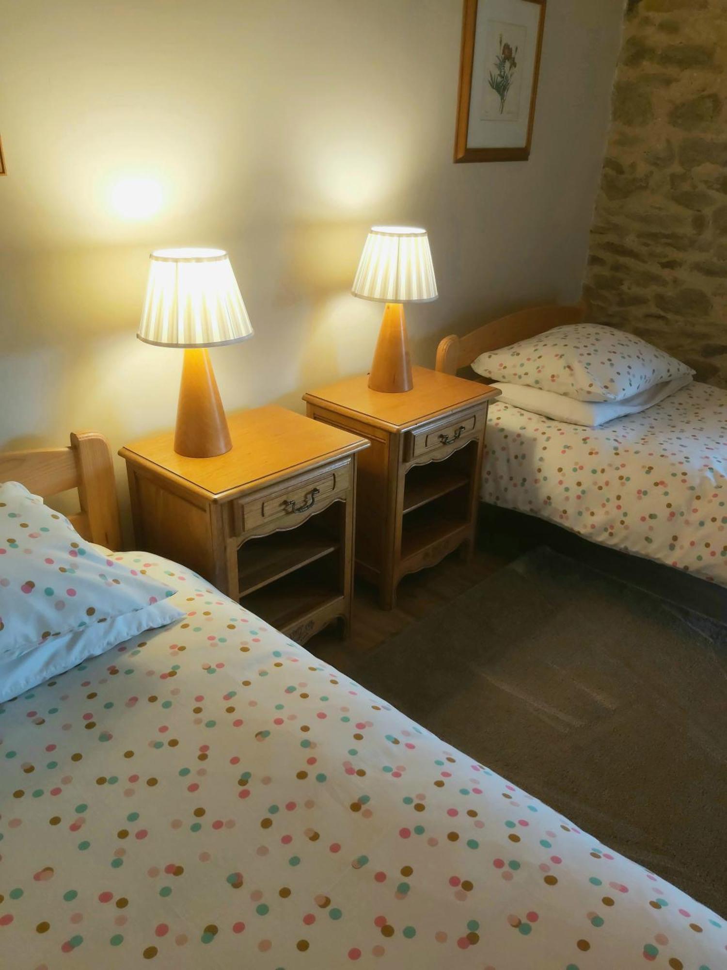 Beautiful 2 Bed Cottage With Swimming Pool Pagéas الغرفة الصورة