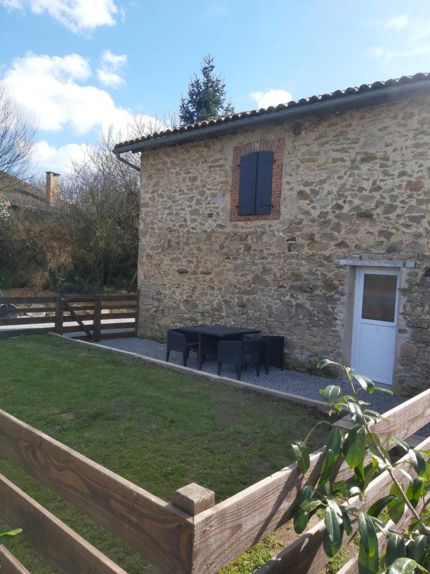 Beautiful 2 Bed Cottage With Swimming Pool Pagéas الغرفة الصورة